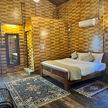 فندق Sterling Padam Pench Khawāsa المظهر الخارجي الصورة