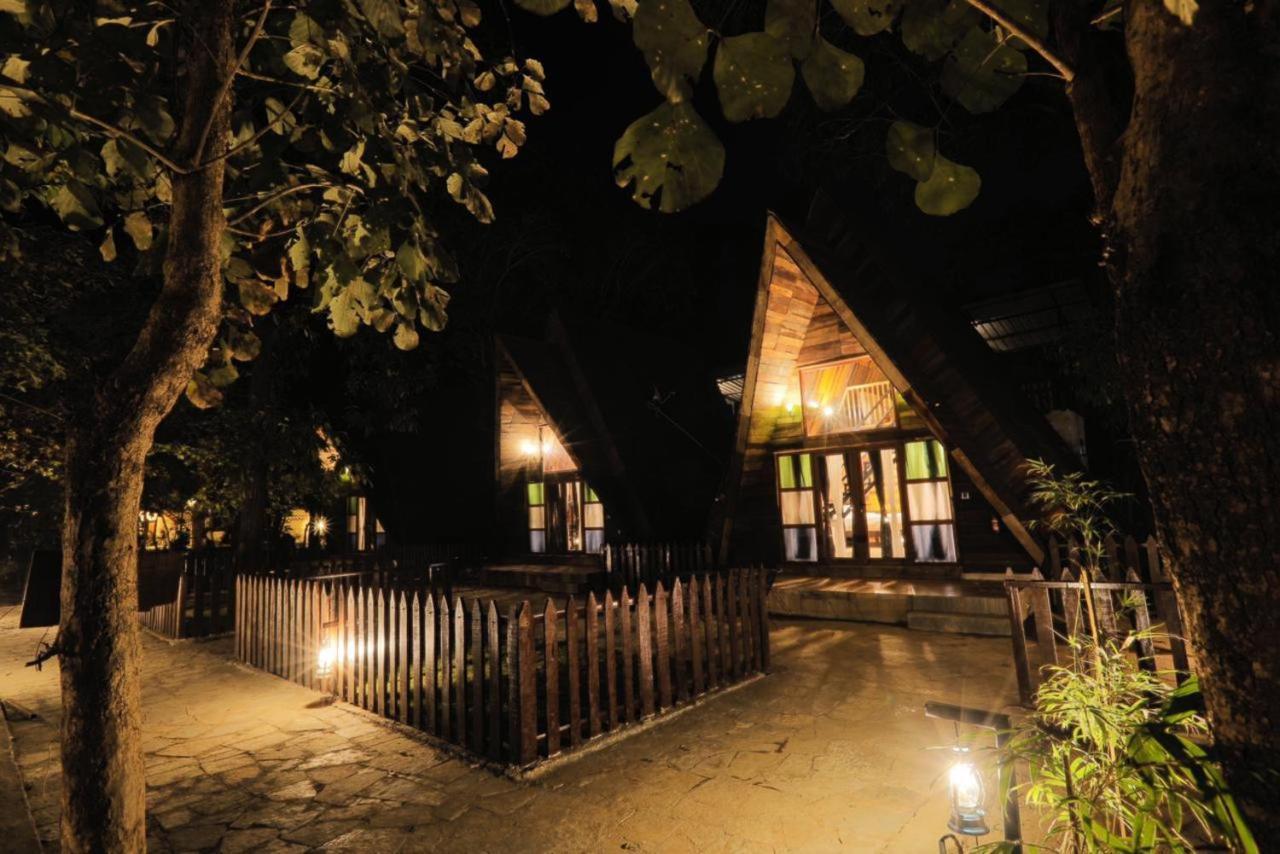 فندق Sterling Padam Pench Khawāsa المظهر الخارجي الصورة